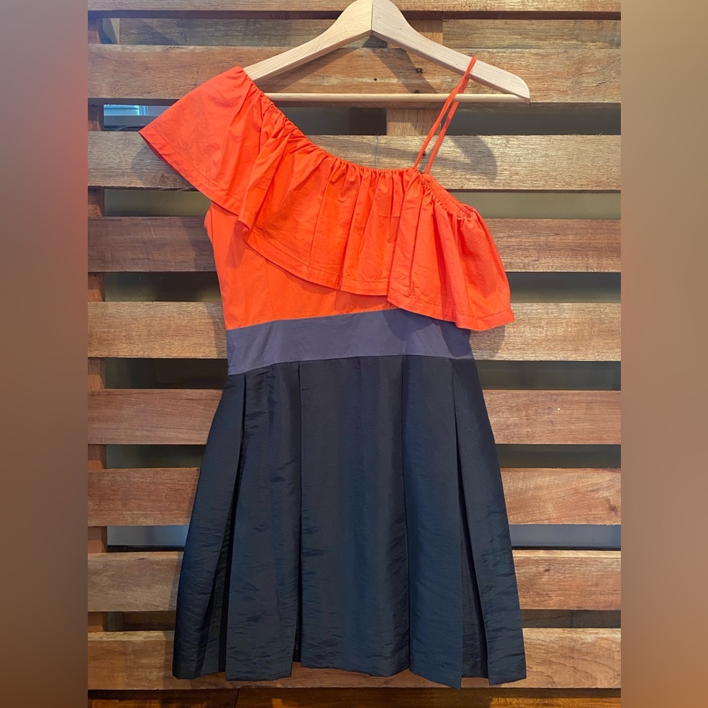 Ryu Black and Orange One Shoulder Side-Zip Pleated Special Occasion Dress